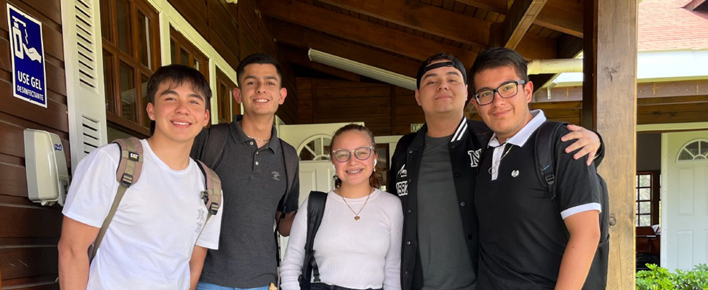 Group of students at UMG Central Campus